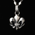 【DUB Luxury｜ダブラグジュアリー】fleur-de-lis pendant top　フラ-ダ-リ ペンダント トップ　OD-2101【ユニセックス】