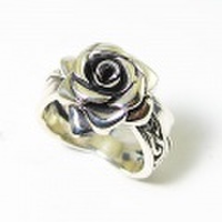 【Viewlu】ローズリボンリング〔9号-13号〕