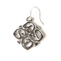 【片耳用】純チタンピアス(フック)アラベスク PF39