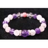 ２月のブレスレット