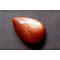 サンストーン【15】天然石ルース・カボション（23.5×16mm）