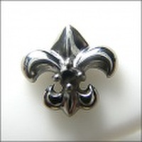 ブラックメッキ仕上のホワイトゴールド！　【メンズ・ジュエリー】　K14ホワイトゴールド/ブラックダイヤ メンズピアス　D3928