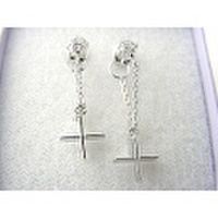 揺れるシンプルクロスのK14WG(ホワイトゴールド)キュービックピアス [y060071]