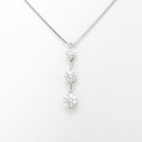 PT スリーストーン ダイヤモンドネックレス