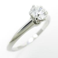 ティファニー クラッシックソリティア リング 0．46ct・F・VVS1