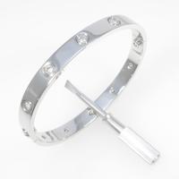 カルティエ ラブブレスレット フルダイヤ30％引き